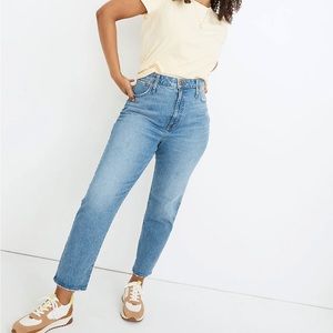 COPY - Madewell Classic Straight Jean size 26 in nearwood wash